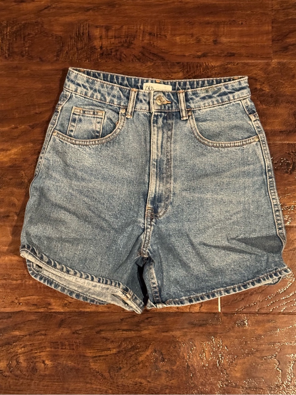Zara Mom Jean Shorts 90s Vintage Wash High Waisted Size 2